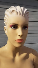 Load image into Gallery viewer, Mannequins