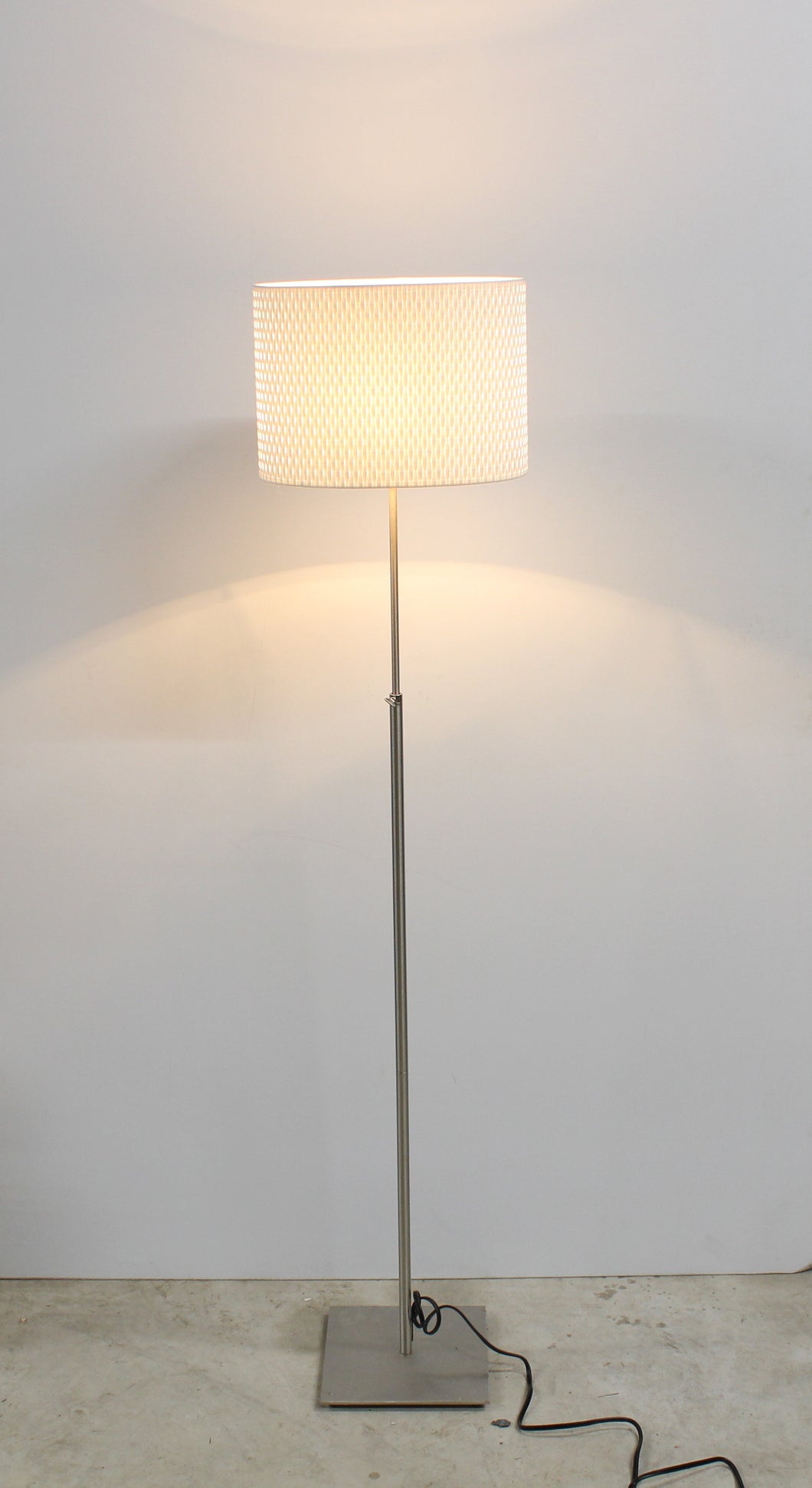 Simple Floor Lamp